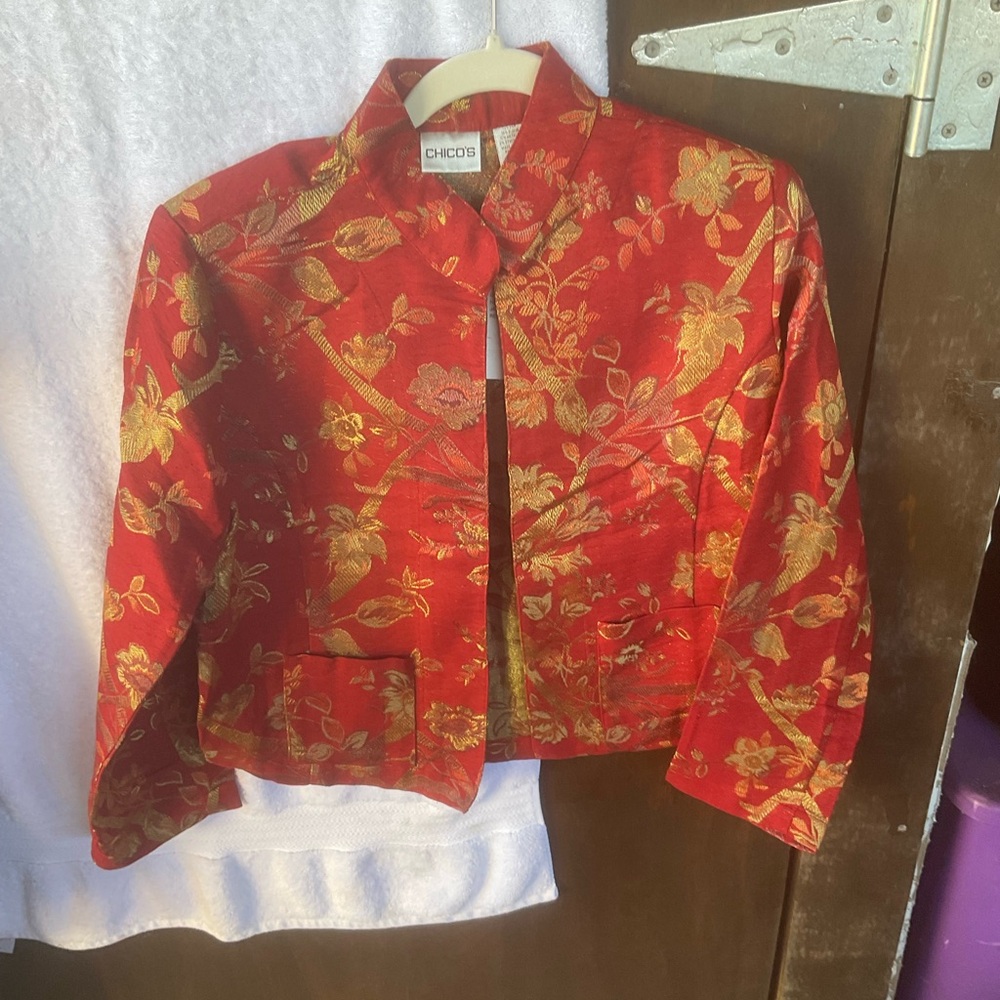 Chicos Red Floral Jacket M/8